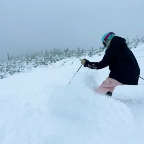 Powder Alert! New Hampshire ski areas have received up to 10 inches of fresh powder overnight. Click the link in bio to read the latest Ski NH powder alert. #skinewhampshire
