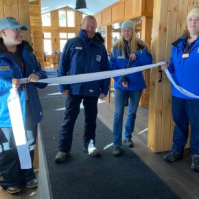 Successful opening day @gunstockmtn with the opening of its newest restaurant, Barrel Bar and Grille. The former quick serve cafeteria located in the Stockade Lodge has been transformed into a full service restaurant and bar. #skinewhampshire #gunstockmtn