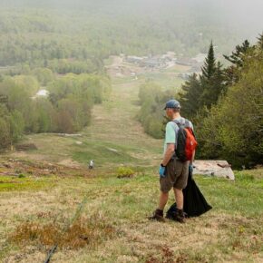 Volunteer and help keep @waterville_valley clean at the Mountain Clean Up and Pig Roast on Memorial Day, May 27th! Learn more with the link in bio.

#skinewhampshire #watervillevalleynh 

https://www.waterville.com/event-calendar/c3jbykxmaee5ltxdms2stp23ayj3h8