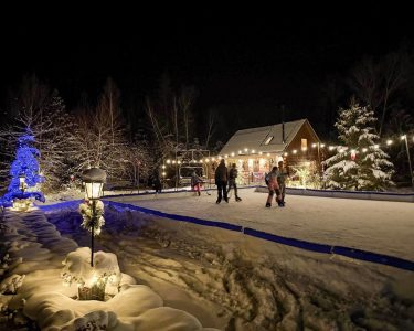 Bretton Woods Vacations - Skating